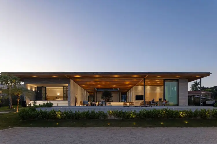 Sustentabilidade e economia: casas brasileiras que usam energia solar 12 GAZETA MERCANTIL Sustentabilidade E Economia: Casas Brasileiras Que Usam Energia Solar - Imagem 12 De 14