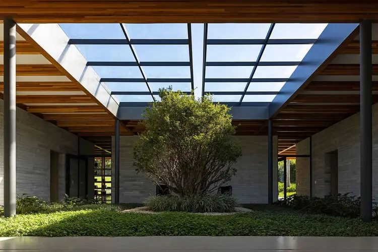 Sustentabilidade e economia: casas brasileiras que usam energia solar 13 GAZETA MERCANTIL Sustentabilidade E Economia: Casas Brasileiras Que Usam Energia Solar - Imagem 5 De 14