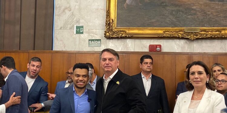 'Bolsonaro Está Filiando Um Negro Meio Veado', Diz Holiday Ao Ingressar No Pl