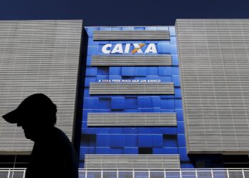 Caixa Abrirá Agências 1 Hora Mais Cedo Para Renegociar Dívidas Na Sexta-Feira | Finanças