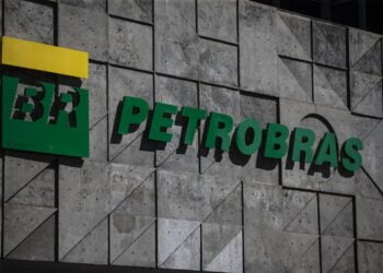 Ministério De Minas E Energia Volta A Criticar Petrobras Sobre Oferta De Gás Natural | Empresas