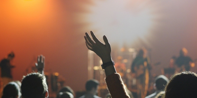 T4F (Show3) Reverte Prejuízo E Apresenta Ebitda Positivo No 2º Trimestre De 2025 - Gazeta Mercantil - Negócios