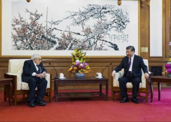 Xi Jinping E Henry Kissinger Trocam Afagos Em Visita Do Ex-Secretário De Estado Dos Eua À China | Mundo