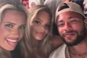 Neymar Curte Balada E Posa Com Modelos Gringas Em Ibiza Gazeta Mercantil