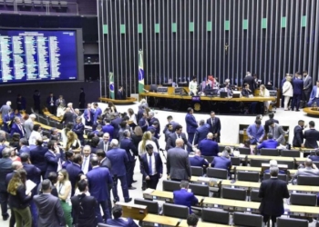 
O Projeto, Aprovado Pela Câmara (Foto), Regulamenta O Acordo Determinado Pelo Supremo Tribunal Federal (Stf), Para Que Houvesse A Compensação Das Perdas Do Icms (Foto: Zeca Ribeiro/Camara Dos Deputados)