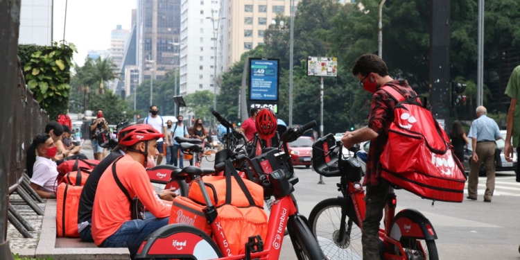 Trabalhadores Por Aplicativo - Gazeta Mercantil.jpeg