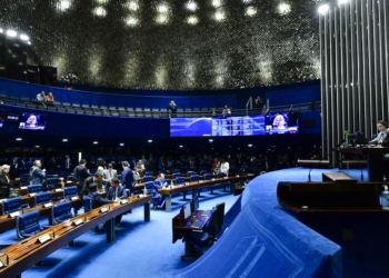 Ccj Aprova Pec Que Impede Participacao De Militares Da Ativa Gazeta Mercantil