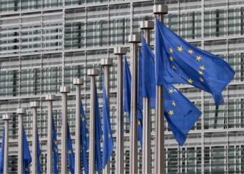 Parlamento Europeu Aprova Lei Que Busca Reduzir Lixo Gerado Por Gazeta Mercantil