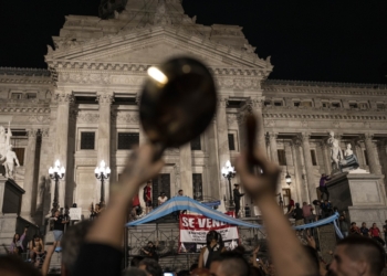 Protestos Contra Milei Continuam Na Argentina, E Tropas De Segurança São Reforçadas | Mundo