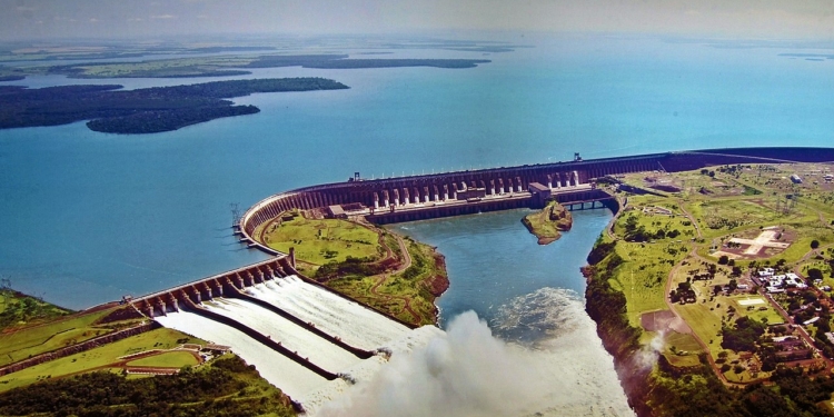 Usina Itaipu - Gazeta Mercantil