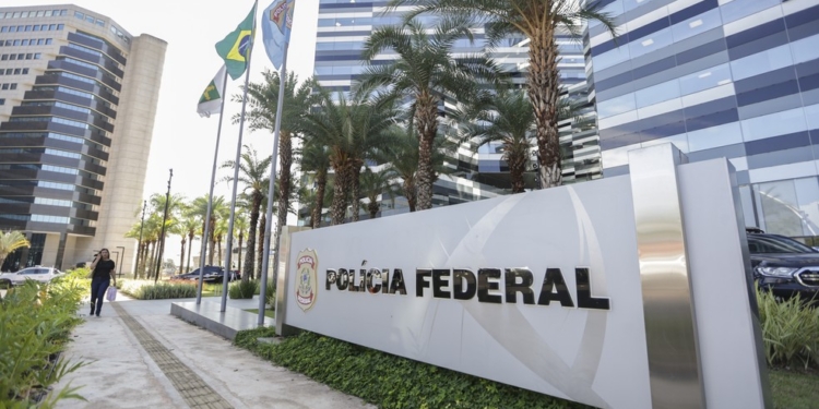 Polícia Federal - Gazeta Mercantil