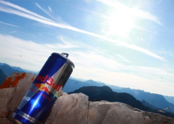 Red Bull Supera Marca De Vendas De 10 Bilhoes De Gazeta Mercantil