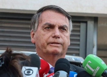 Bolsonaro Indiciado Por Fraude - Gazeta Mercantil