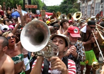 Carnaval No Brasil É O Destino Mais Procurado - Gazeta Mercantil