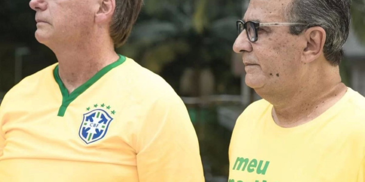 Bolsonaro E Silas Malafaia - Gazeta Mercantil