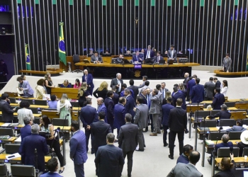 Seguro Obrigatório De Veículos - Gazeta Mercantil