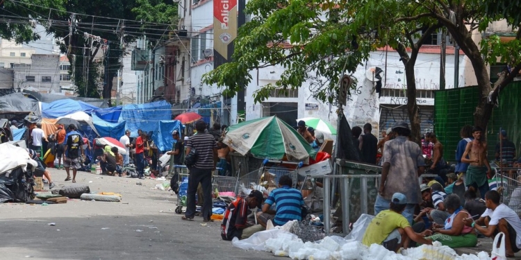 Moradores Em Situação De Rua - Gazeta Mercantil