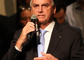 Bolsonaro Pede De Novo A Moraes A Devolucao De Passaporte Gazeta Mercantil