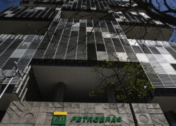 Ações Da Petrobras - Gazeta Mercantil