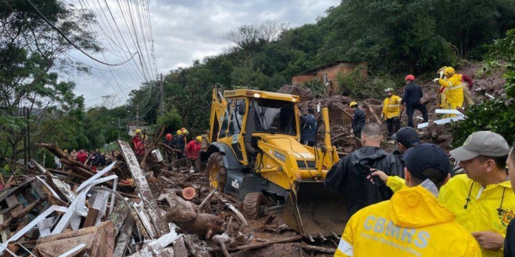 Cemaden Emitiu Mais De 80 Alertas Para Deslizamentos E Inundacoes Gazeta Mercantil