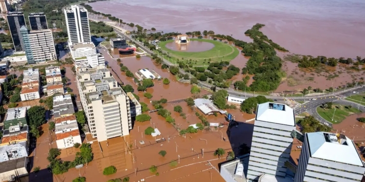 Enchentes No Rs - Gazeta Mercantil