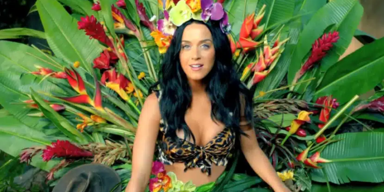 Katy Perry e a mulher com clipe mais visto.webp GAZETA MERCANTIL