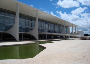 Palacio Do Planalto - Gazeta Mercantil 1