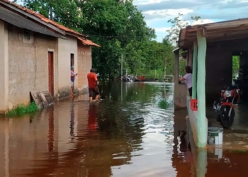 Quais Os Riscos Para A Saude Ao Andar Em Enchentes Gazeta Mercantil