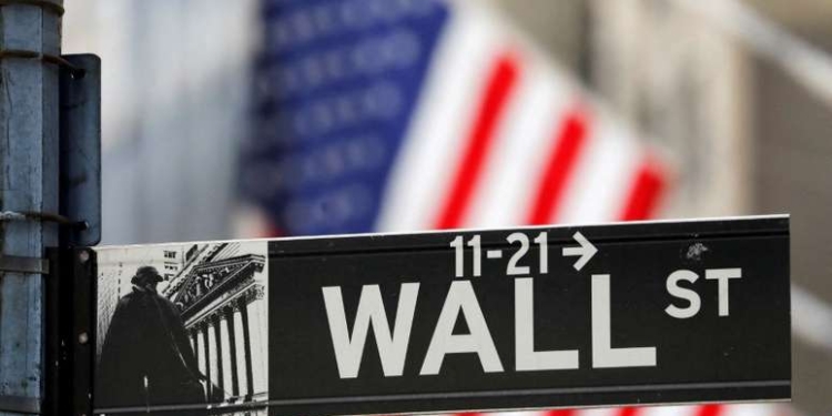 Wall Street Recua Com Foco Em Dados E Comentarios Do Gazeta Mercantil