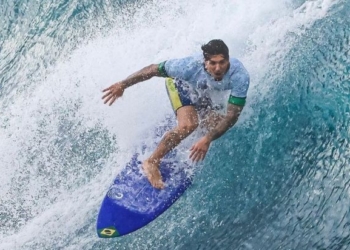 Brasil Lidera Circuito Mundial De Surfe Com Medina E Luana Silva No Topo - Gazeta Mercantil