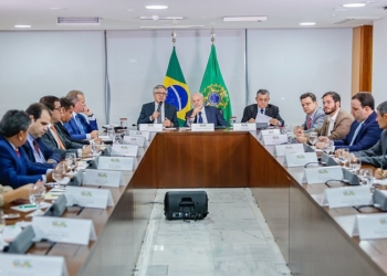 Em Reuniao Com Lideres Da Base Aliada Lula Diz Que Gazeta Mercantil