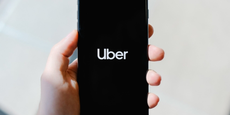 Parceria Uber E Byd - Gazeta Mercantil