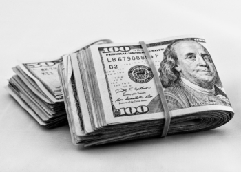 Adobe Fecha Acordo Para Comprar A Semrush Por Us$ 1,9 Bi - Gazeta Mercantil