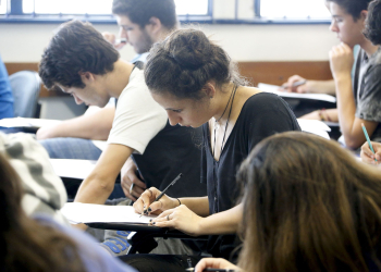 Redação Do Enem 2024: Como Candidatos Se Preparam Para Prova