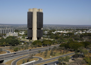 Boletim Focus - Gazeta Mercantil