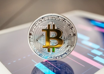 Bitcoin cai - Gazeta Mercantil