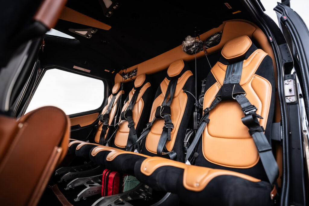 Aston-Martin-E-Airbus-Corporate-Lancam-Linha-De-Helicopteros-De