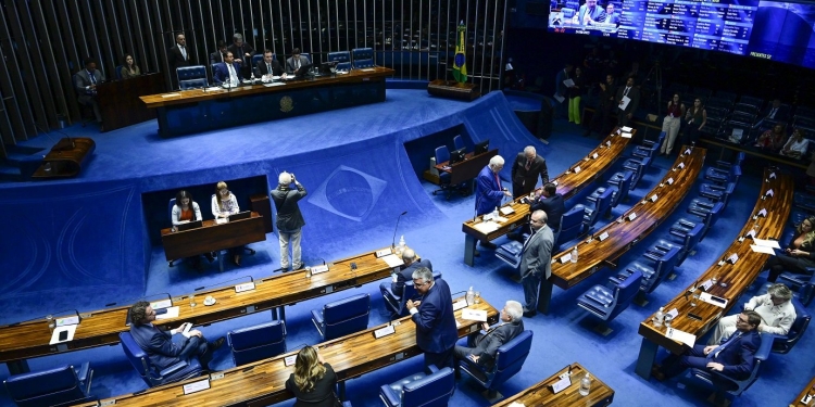 Hugo Motta - Anistis - Gazeta Mercantil - Economia