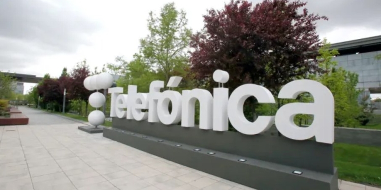 Telecom Argentina - Gazeta Mercantil