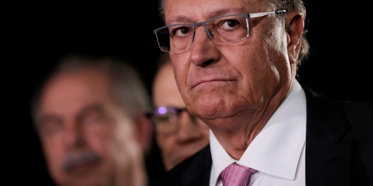 Governo Estuda Destinar R$ 30 Bi Do Bndes Para Apoio A Empresas Afetadas Por Tarifas Dos Eua