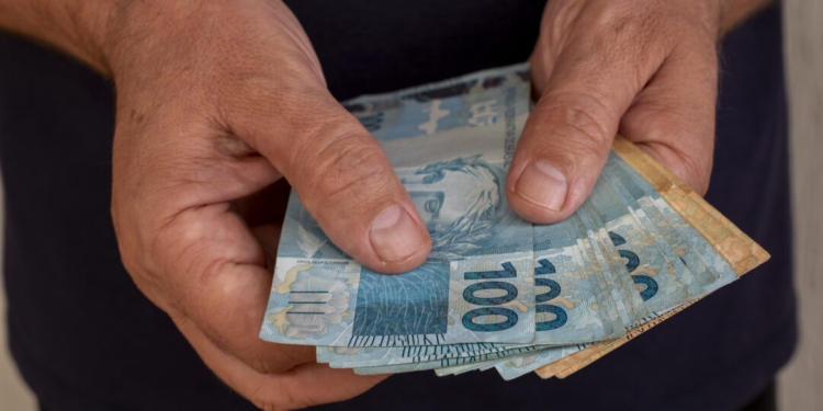 Crédito Do Trabalhador - Gazeta Mercantil
