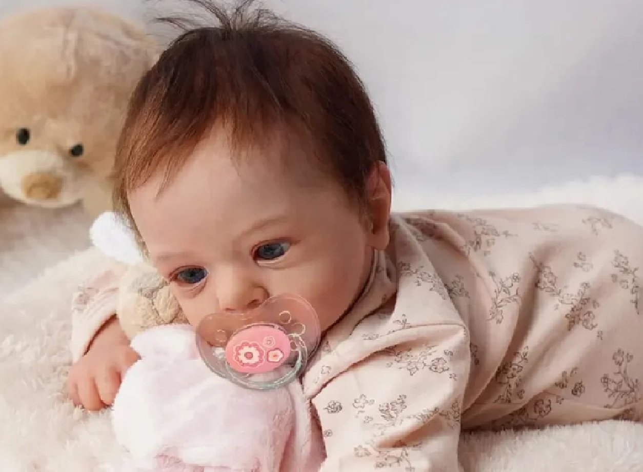 Bebê Reborn: O Fenômeno das Bonecas Hiper‑realistas, a Polêmica nas Redes e o Projeto de Lei no Congresso - Gazeta Mercantil
