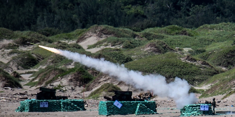 China E Taiwan - Gazeta Mercantil