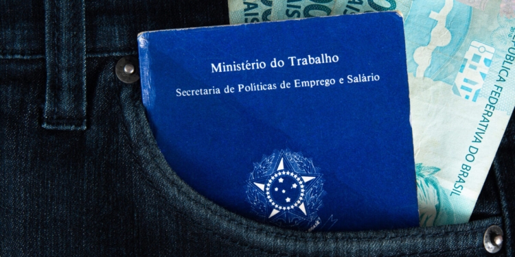 Trabalho Em Feriados E Domingos: Novas Regras De 2025 E Como Se Preparar - Gazeta Mercantil