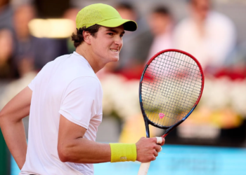 Raquete De João Fonseca É Arrematada Por R$ 2 Milhões Em Leilão Beneficente - Gazeta Mercantil - Esportes