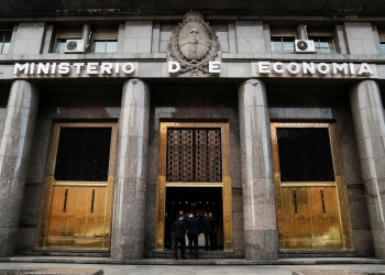 Argentina Pedirá Waiver Ao Fmi Após Não Atingir Meta De Reservas Cambiais - Gazeta Mercantil - Reservas Banco Central Argentina