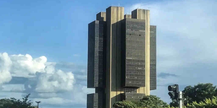 Corte de juros em 2025 será adiado: entenda os motivos e impactos na economia brasileira 1 GAZETA MERCANTIL Corte De Juros Em 2025 Será Adiado: Entenda Os Motivos E Impactos Na Economia Brasileira Gazeta Mercantil