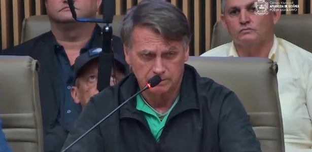 Defesa Pede Internação De Bolsonaro Nesta Quarta E Cirurgia No Dia De Natal - Gazeta Mercantil