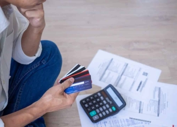 Endividamento Das Famílias Brasileiras Atinge 49% Em Maio E Pressiona Economia Gazeta Mercantil - Economia