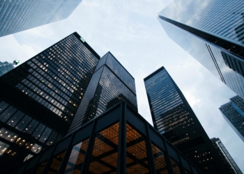 Recr11 Anuncia Oferta Primária Para Ampliar Capital E Mira Expansão Da Carteira - Gazeta Mercantil